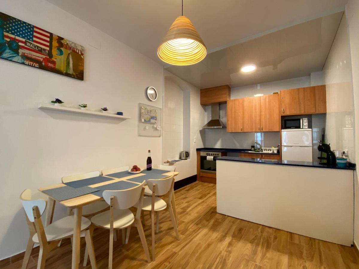 Apartments Sant Lluis Center, 2 Min Walk From The Sea Льорет-де-Мар Екстер'єр фото