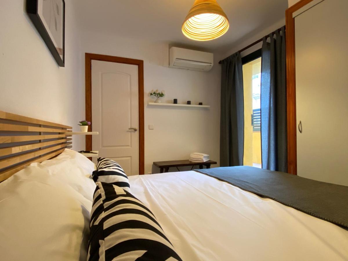 Apartments Sant Lluis Center, 2 Min Walk From The Sea Льорет-де-Мар Екстер'єр фото